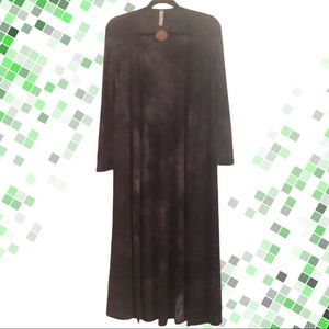 Lou Lou’s long sleeve sweater duster, size S.